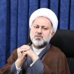 پشت میزنشینی با تقوای رئیسی جور درنمی‌آمد