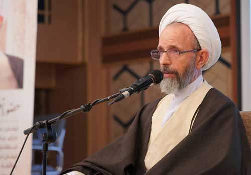 ویژگی‌های ولی فقیه برخاسته از فطرت انسان، قدرت عقلانی و معارف وحیانی است