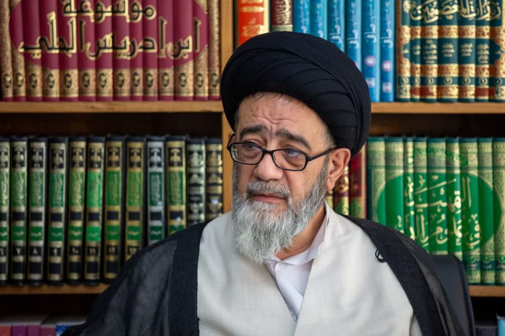 آیت‌الله آل هاشم؛ امام جمعه‌ای در دل مردم
