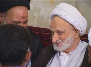 پیوند عرفان و سیاست در سیره‌ی آیت الله بهجت (ره)