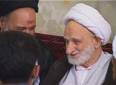 پیوند عرفان و سیاست در سیره‌ی آیت الله بهجت (ره)