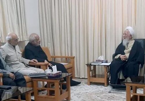 اقتدار امروز ایران حاصل بصیرت ملت و الهام از نهضت حسینی است باید قدر وحدت ملی را دانست