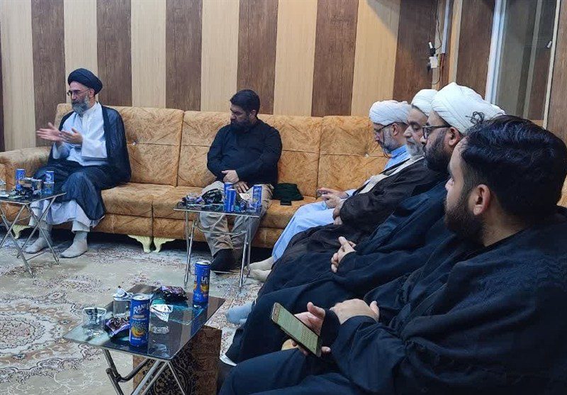 نشست کاروان اربعینی شاعران حوزوی در نجف برگزار شد